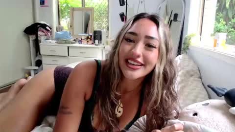 Telea Evans online show from 03.14.26