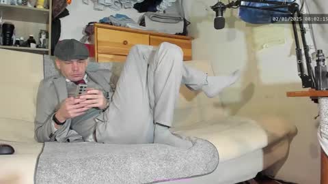Snapshot of telepaticman chatting on 01.02.25 Virg Lszl online show from 01.02.25