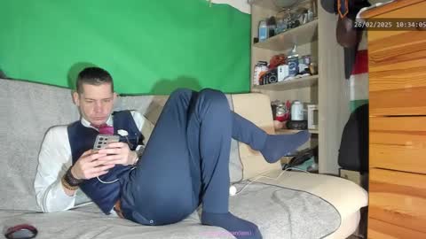 Snapshot of telepaticman chatting on 02.26.25 Virg Lszl online show from 02.26.25