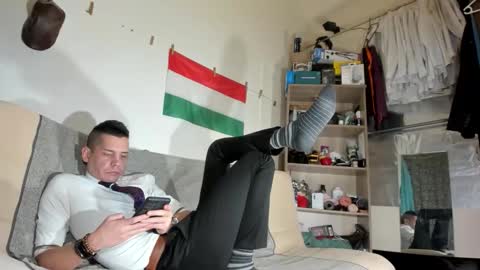 Virg Lszl online show from 01.16.26