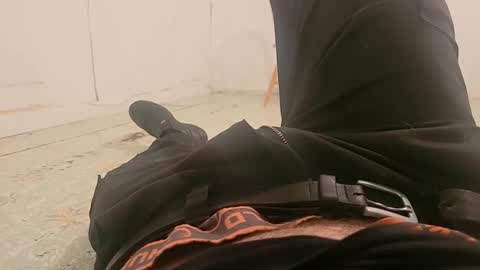 tellmewhattodook online show from 10.12.25