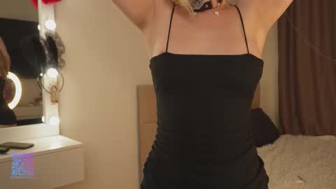 Snapshot of temperaturka chatting on 09.24.25 Sarah online show from 09.24.25