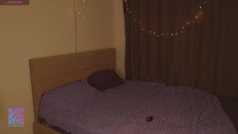 Snapshot of temperaturka chatting on 12.05.25 Sarah online show from 12.05.25