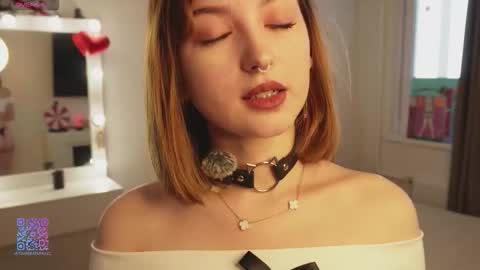 Snapshot of temperaturka chatting on 02.16.26 Sarah online show from 02.16.26