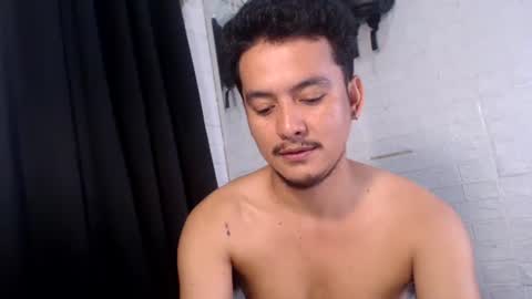 Snapshot of tempting_jon chatting on 11.13.25 tempting_jon online show from 11.13.25