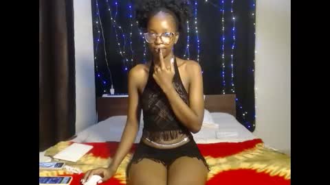 Snapshot of tempting_vibe chatting on 10.03.25 tempting_vibe online show from 10.03.25