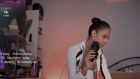 Snapshot of temptressxruby chatting on 01.24.25 TemptressxRuby online show from 01.24.25