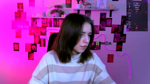 Snapshot of tender_louise chatting on 03.09.26 ur Louise online show from 03.09.26