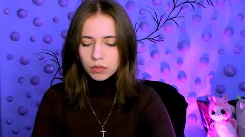 Snapshot of tender_louise chatting on 03.11.26 ur Louise online show from 03.11.26