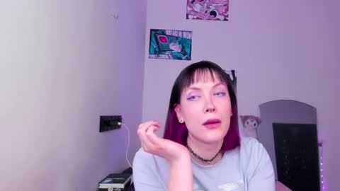 Snapshot of tenebrise chatting on 02.21.26 Kira online show from 02.21.26