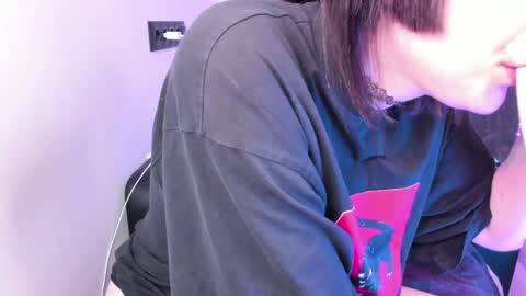 Kira online show from 04.20.26