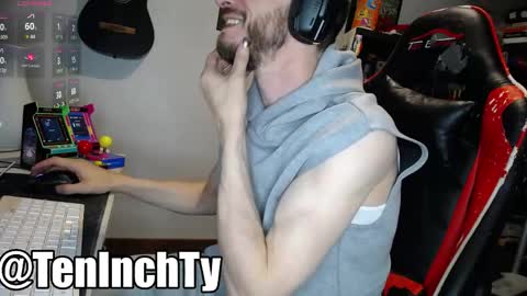 Snapshot of teninchty chatting on 05.17.26 Ty online show from 05.17.26