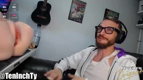 Snapshot of teninchty chatting on 06.19.26 Ty online show from 06.19.26