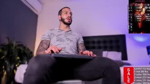 Teo Ferrer online show from 10.08.25