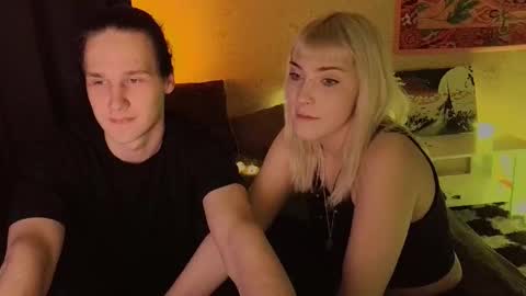 Snapshot of teoshi chatting on 12.22.25 Teoshi online show from 12.22.25