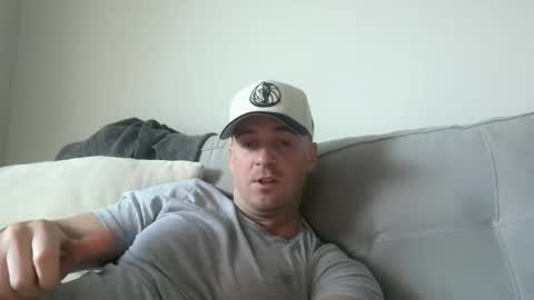 Snapshot of tequilaontherocks chatting on 02.05.26 Tommy Boy online show from 02.05.26