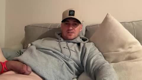 Snapshot of tequilaontherocks chatting on 02.15.26 Tommy Boy online show from 02.15.26