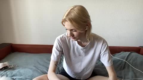 Anna online show from 03.16.26