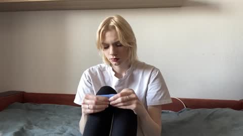 Anna online show from 03.17.26