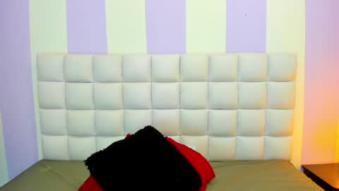 Snapshot of teresasroom_ chatting on 12.26.24 Teresa online show from 12.26.24