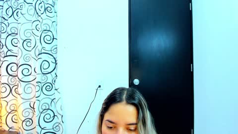 Snapshot of teresasroom_ chatting on 01.13.25 Teresa online show from 01.13.25