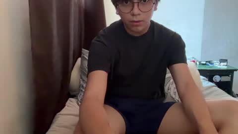 Snapshot of teriyakiboi chatting on 06.19.26 teriyakiboi online show from 06.19.26