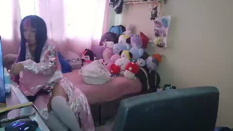 Terra Elowen online show from 06.16.26