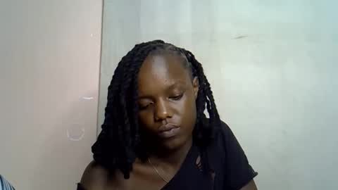 Snapshot of terriam chatting on 11.04.25 terriam online show from 11.04.25