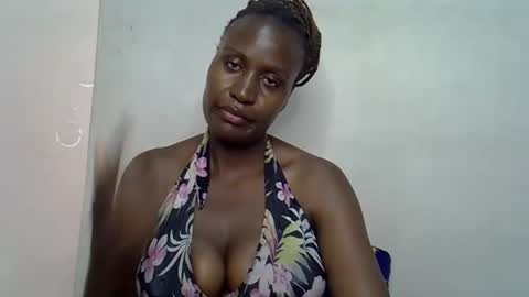 Snapshot of terriam chatting on 11.26.25 terriam online show from 11.26.25