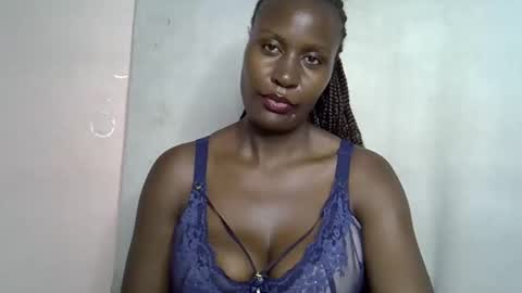 Snapshot of terriam chatting on 11.29.25 terriam online show from 11.29.25