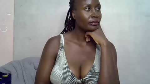 Snapshot of terriam chatting on 12.05.25 terriam online show from 12.05.25