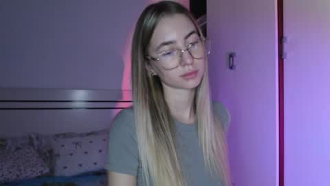 Snapshot of tessa_calmness chatting on 08.02.26 tessa_calmness online show from 08.02.26