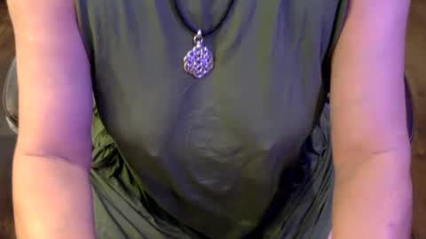 Snapshot of tessa_foxxx chatting on 10.04.25 tessa_foxxx online show from 10.04.25