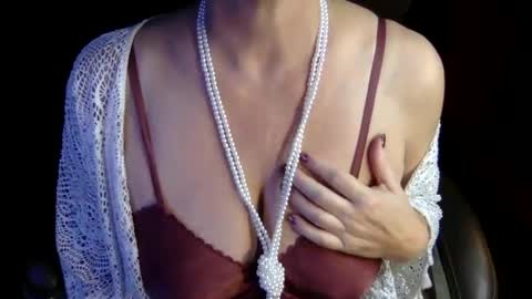 Snapshot of tessa_foxxx chatting on 11.05.25 tessa_foxxx online show from 11.05.25