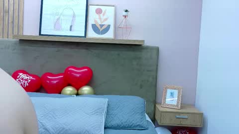 Snapshot of tessa_stones chatting on 02.21.26 tessa stones online show from 02.21.26