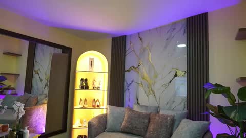 Tessa Fox online show from 02.21.26