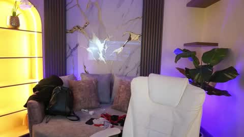 Tessa Fox online show from 03.19.26