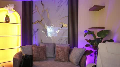 Tessa Fox online show from 03.21.26