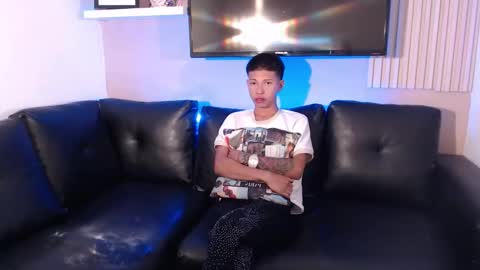 Snapshot of tessachains chatting on 01.10.26 tessachains online show from 01.10.26