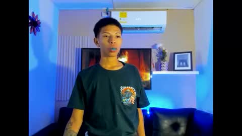 Snapshot of tessachains chatting on 01.15.26 tessachains online show from 01.15.26