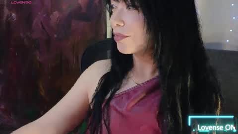 Snapshot of tessaxmith chatting on 01.10.25 Tessa online show from 01.10.25