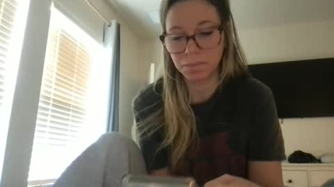 Daphne Summers online show from 12.14.25