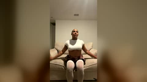 SELENE SANTOS online show from 07.22.26