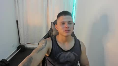 Snapshot of teylor_fel chatting on 01.19.25 Teylor Fel online show from 01.19.25