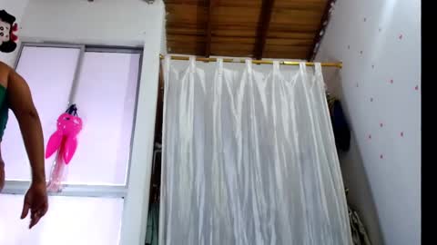 Snapshot of tezza_smith chatting on 03.12.25 tezza smith online show from 03.12.25