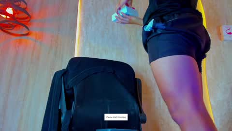 thaddeus king online show from 02.03.25