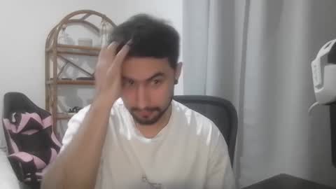 ThaiGuy online show from 10.08.25