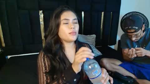 T H A I S  online show from 02.11.26