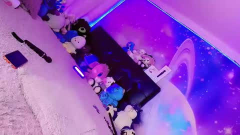 Snapshot of thalia_gil21 chatting on 03.16.26 Thalia Girl online show from 03.16.26