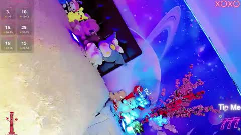 Snapshot of thalia_gil21 chatting on 05.17.26 Thalia Girl online show from 05.17.26